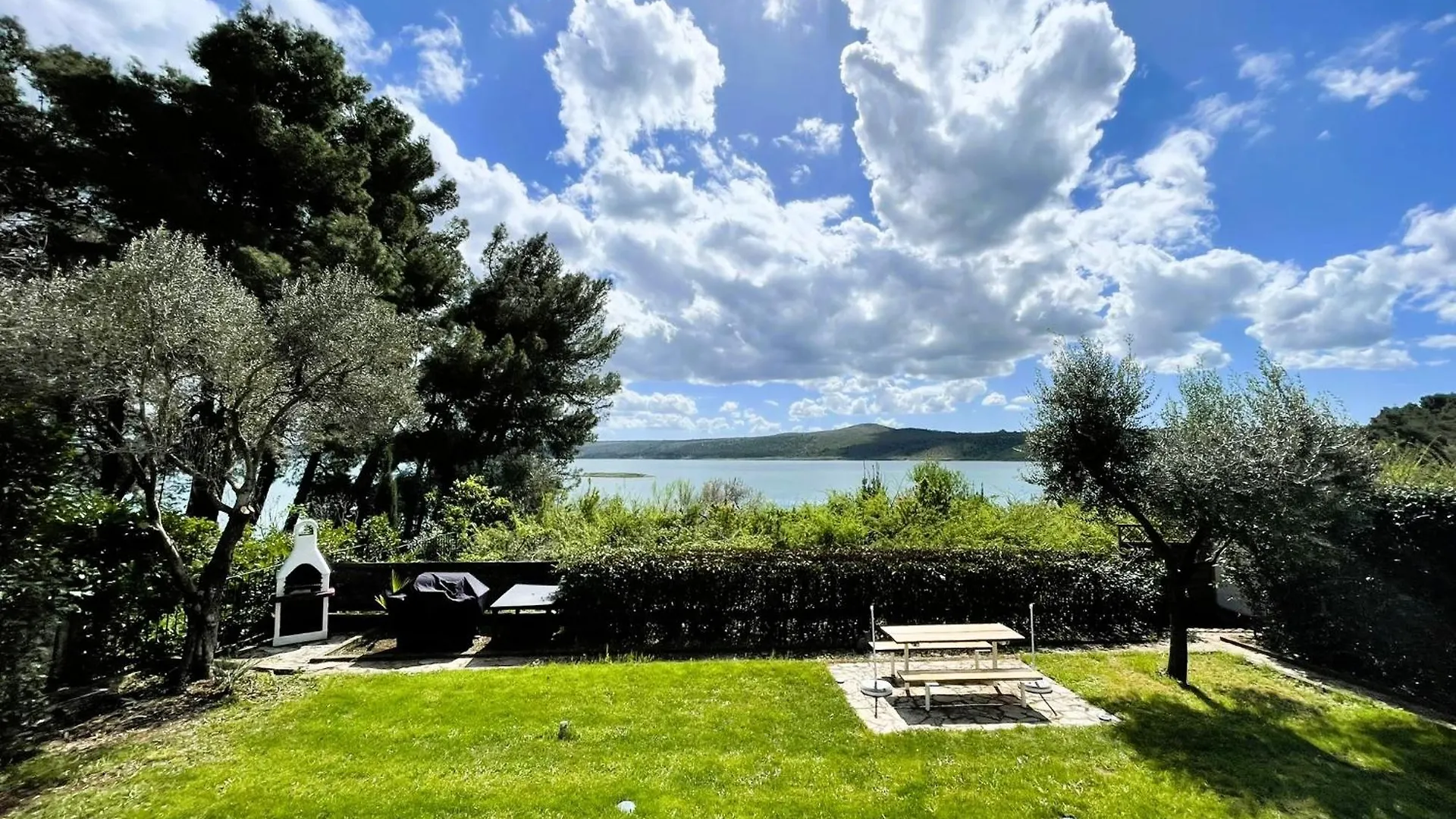 Villa Dobri Dupin Posedarje Croatia
